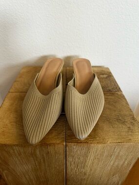 Neutral Knit Pointed-Toe Slip-On Mules